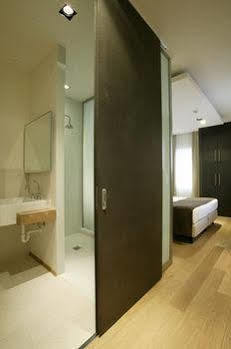 Lo Hotel